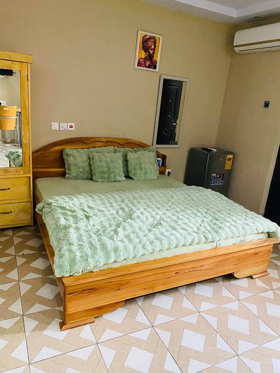 Royal Suite at Hotel 734